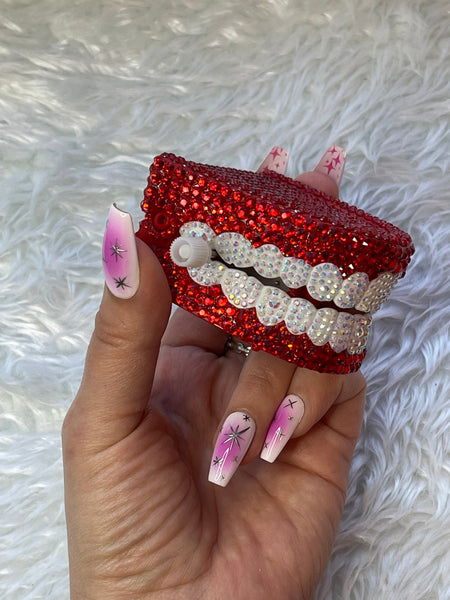 Glam Chattering Teeth Decor