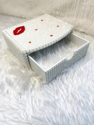 “Besitos” Collection Misc Glam Box Organizer - WHITE
